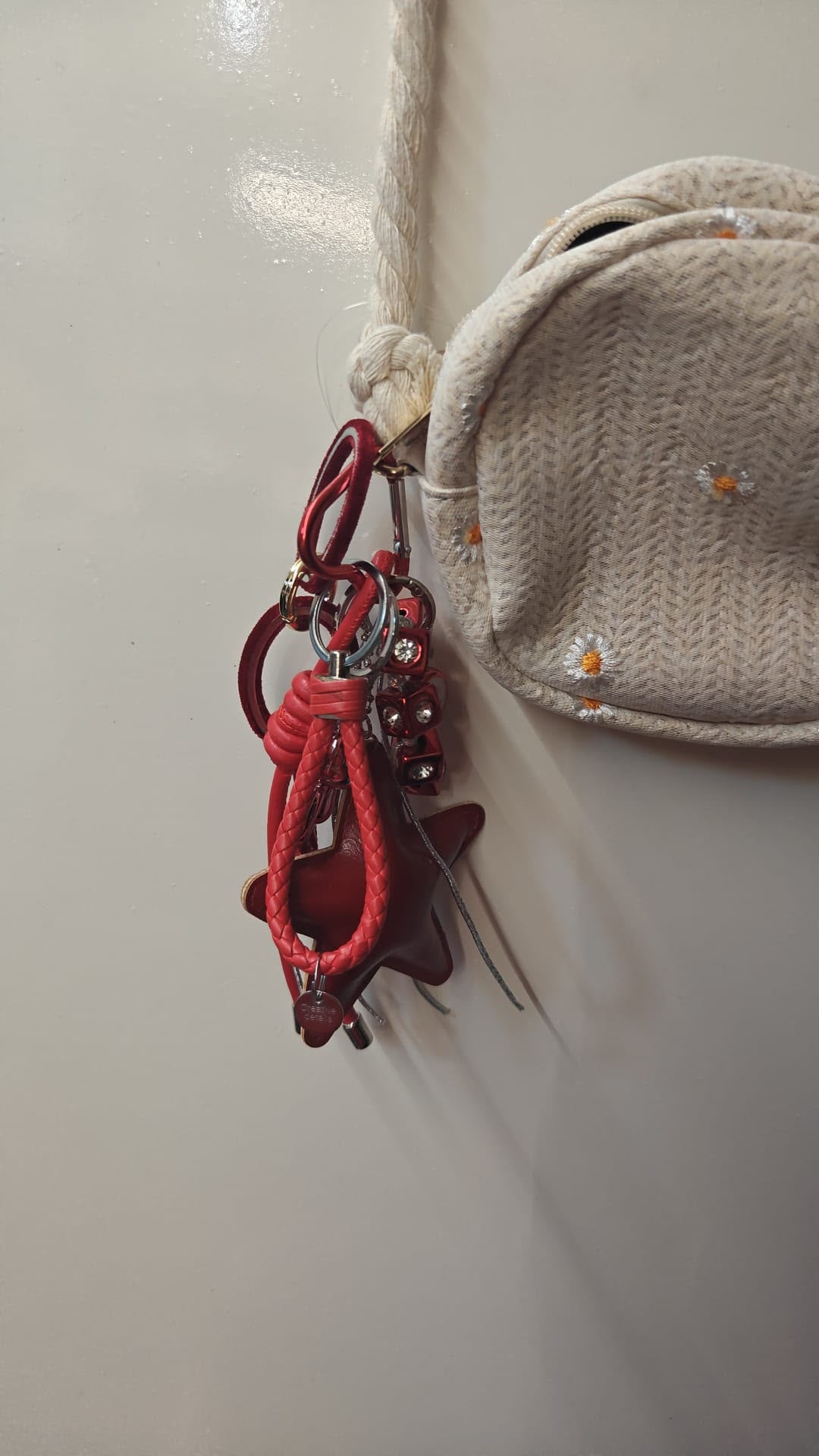 Bag charm rood