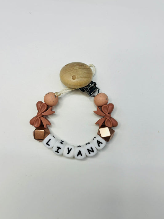 Speenkoord met naam "DELUXE" [LIYANA]